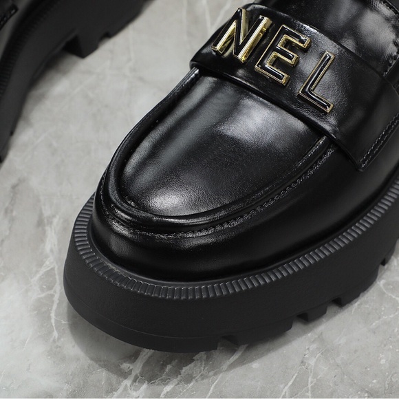 CHANEL Black Leather Loafers with Gold Accents - Picture 8 of 9